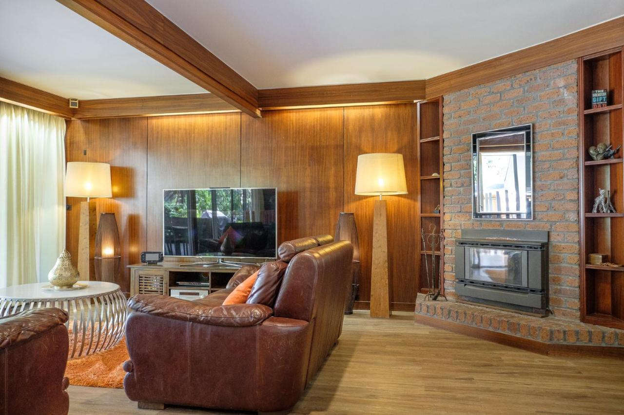 Spacious Hideaway Retreat, Brookfield, Brisbane Esterno foto